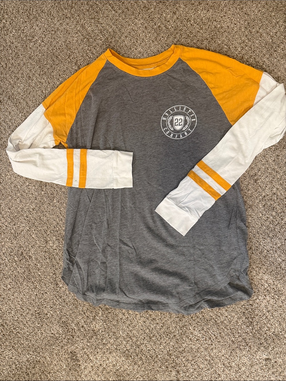 Hollister Raglan Shirt